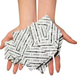 100 Extra Large Condooms In Verpakking Van 100 Stuks By London -Sextoys voor hem Verkoop 04103140000 nor b